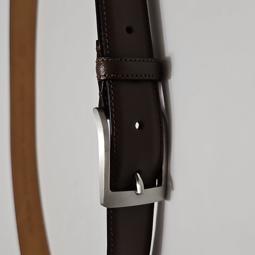Saks Fifth Avenue Leather Men's Brown Belt Size 44-46  #1052